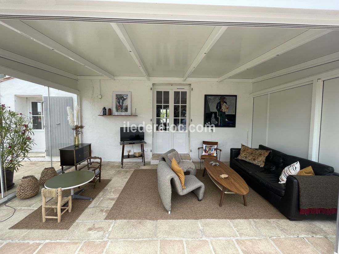 Photo 9: An accomodation located in Ars en R&eacute; on ile de R&eacute;.