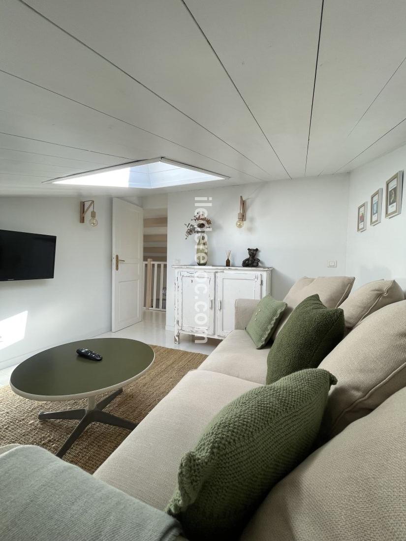 Photo 22: An accomodation located in Ars en R&eacute; on ile de R&eacute;.