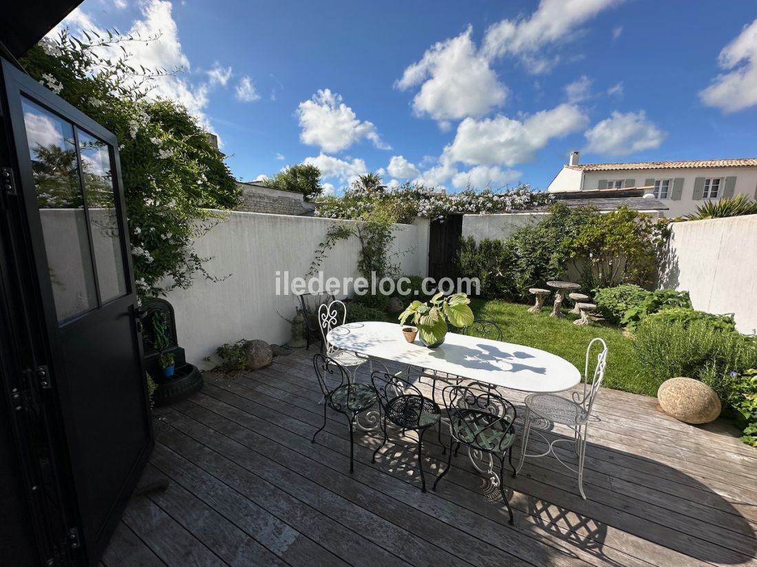 Photo 14: An accomodation located in Le Bois-Plage-en-Ré on ile de Ré.