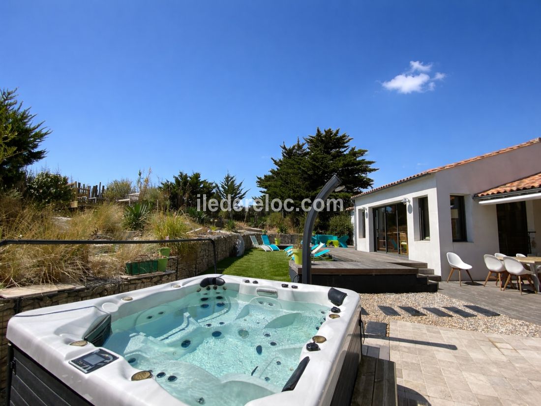 Photo 45: An accomodation located in Le Bois-Plage-en-R&eacute; on ile de R&eacute;.