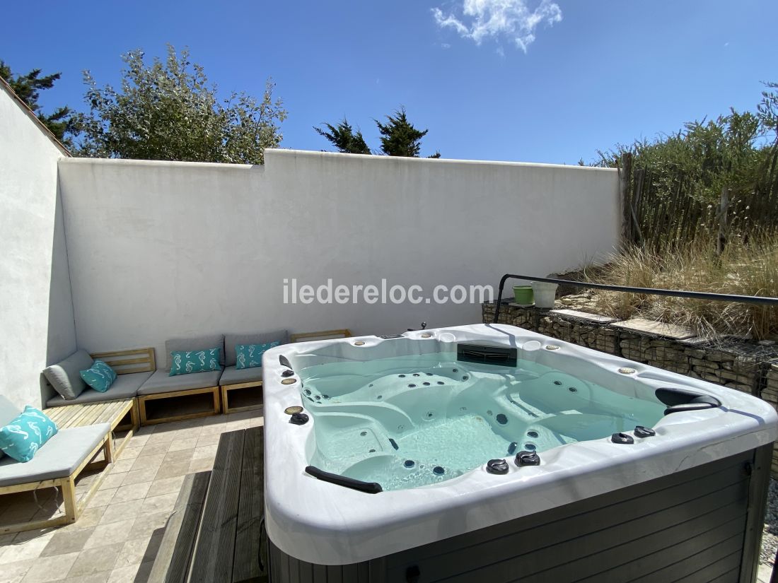 Photo 43: An accomodation located in Le Bois-Plage-en-R&eacute; on ile de R&eacute;.