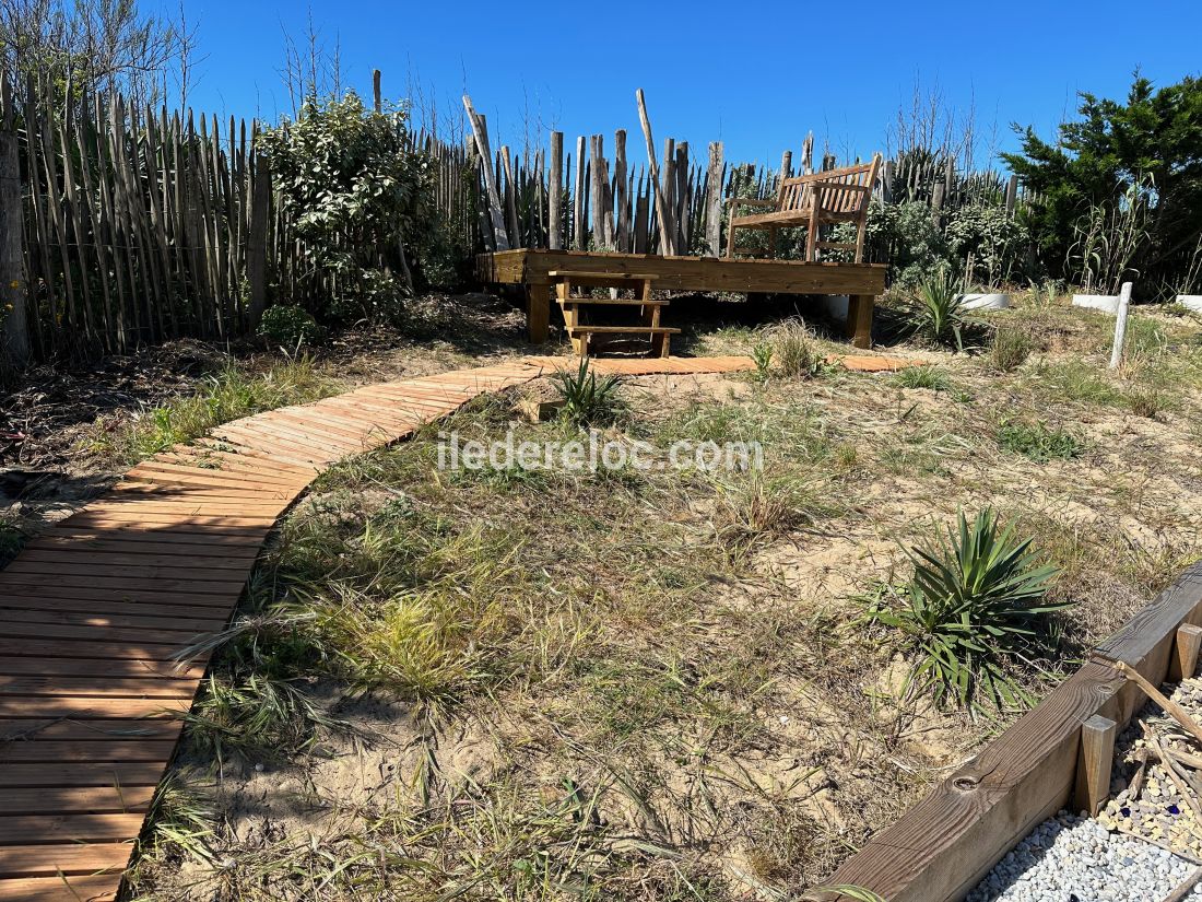 Photo 30: An accomodation located in Le Bois-Plage-en-Ré on ile de Ré.