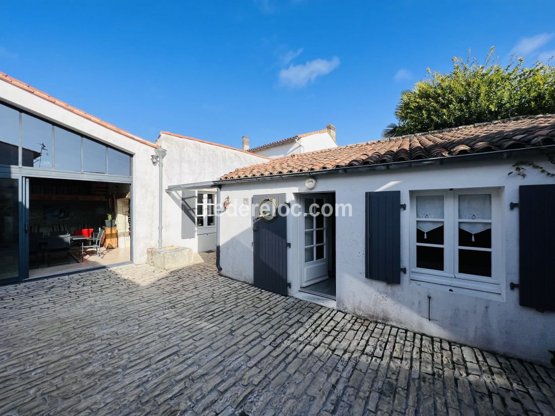 Photo 7: An accomodation located in La Flotte-en-Ré on ile de Ré.