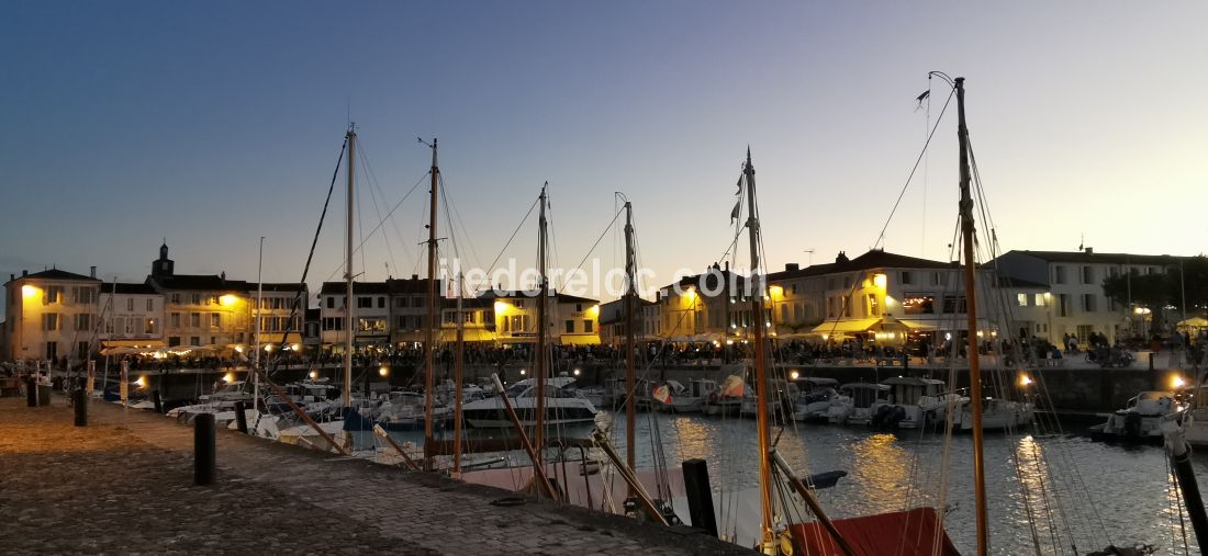 Photo 24: An accomodation located in La Flotte-en-Ré on ile de Ré.