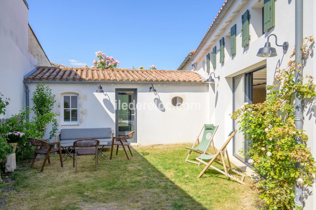 Photo 45: An accomodation located in La Flotte-en-Ré on ile de Ré.