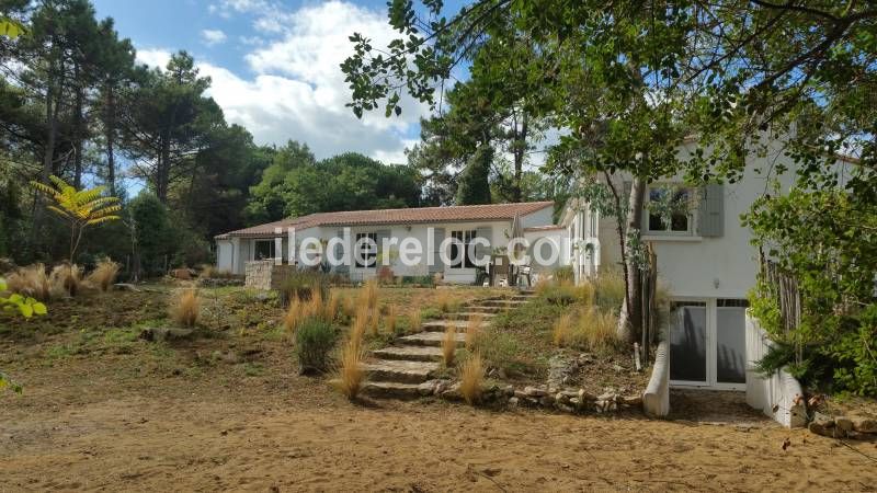 ile de ré Charming villa for 8/10 people on 6500 m2 of wooded land