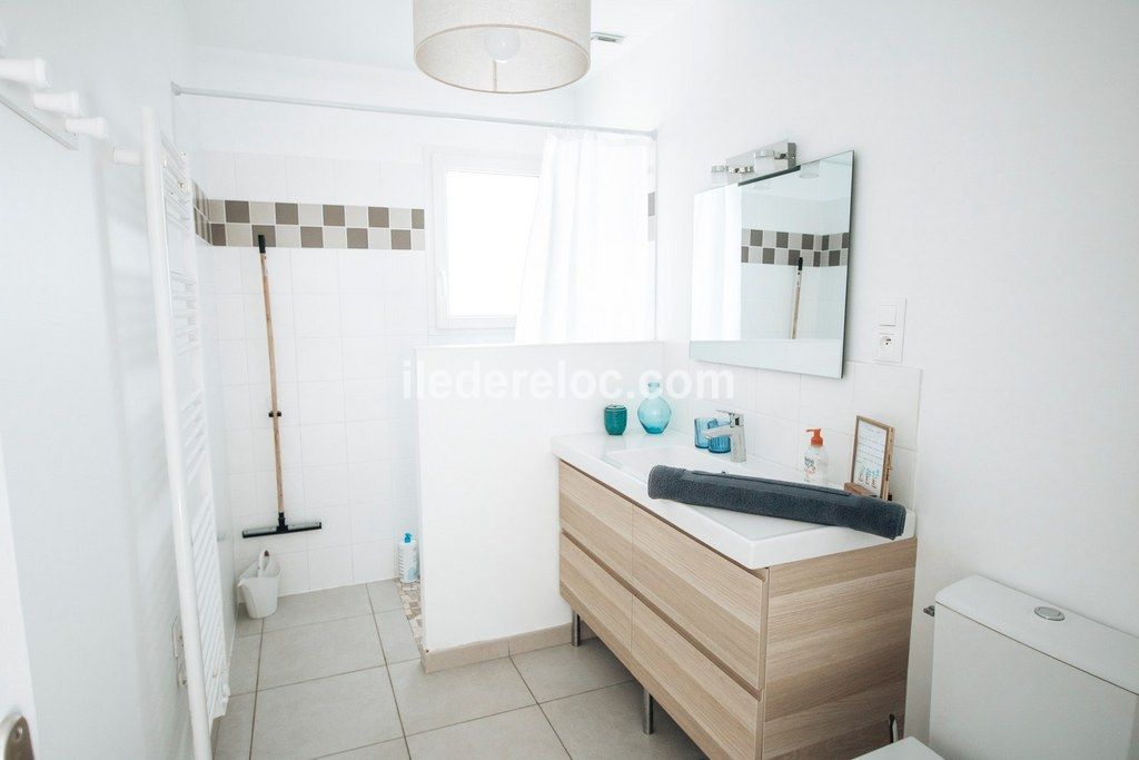 Photo 28: An accomodation located in Sainte-Marie-de-R&eacute; on ile de R&eacute;.