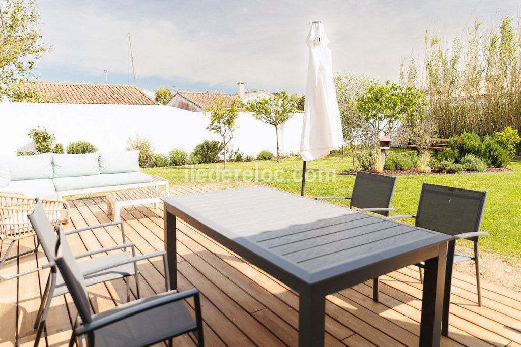 Photo 7: An accomodation located in Sainte-Marie-de-R&eacute; on ile de R&eacute;.