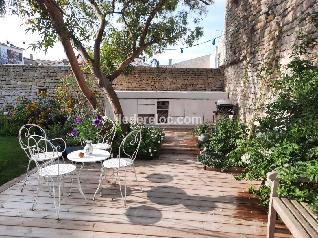 Photo 12: An accomodation located in Le Bois-Plage-en-R&eacute; on ile de R&eacute;.