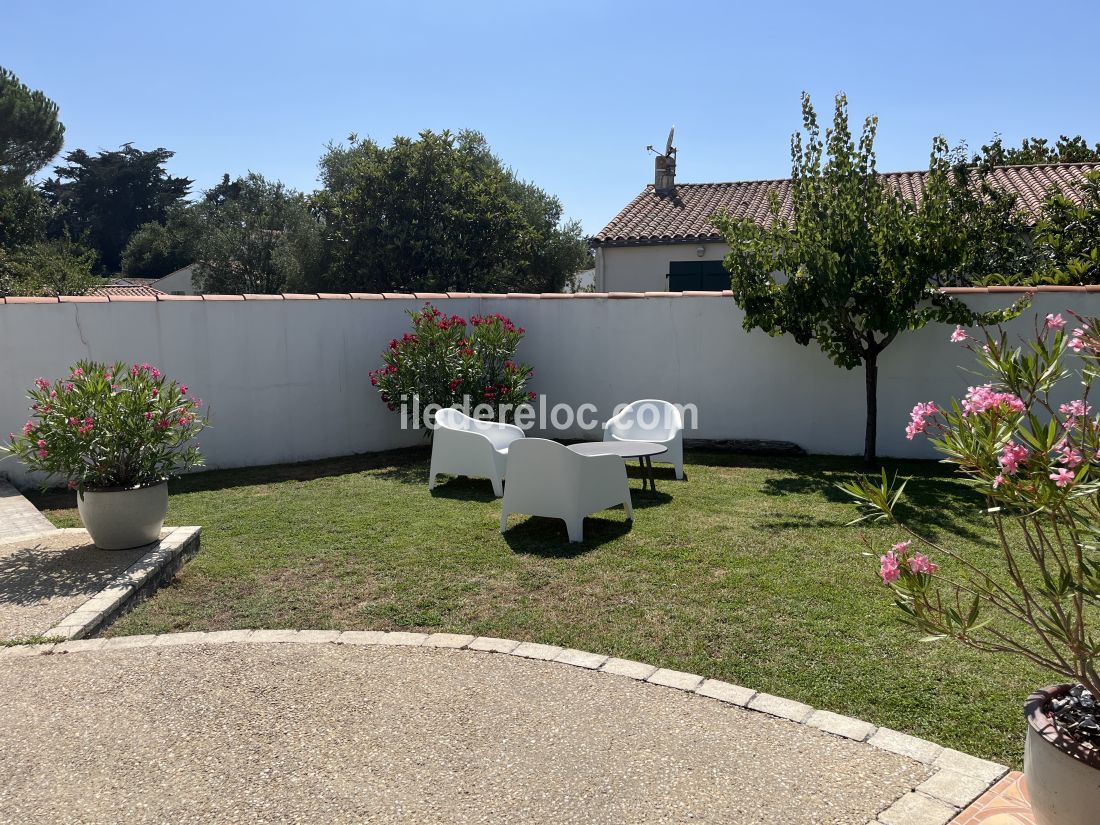 Photo 30: An accomodation located in Le Bois-Plage-en-R&eacute; on ile de R&eacute;.