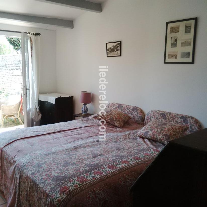 Photo 21: An accomodation located in La Couarde-sur-mer on ile de Ré.