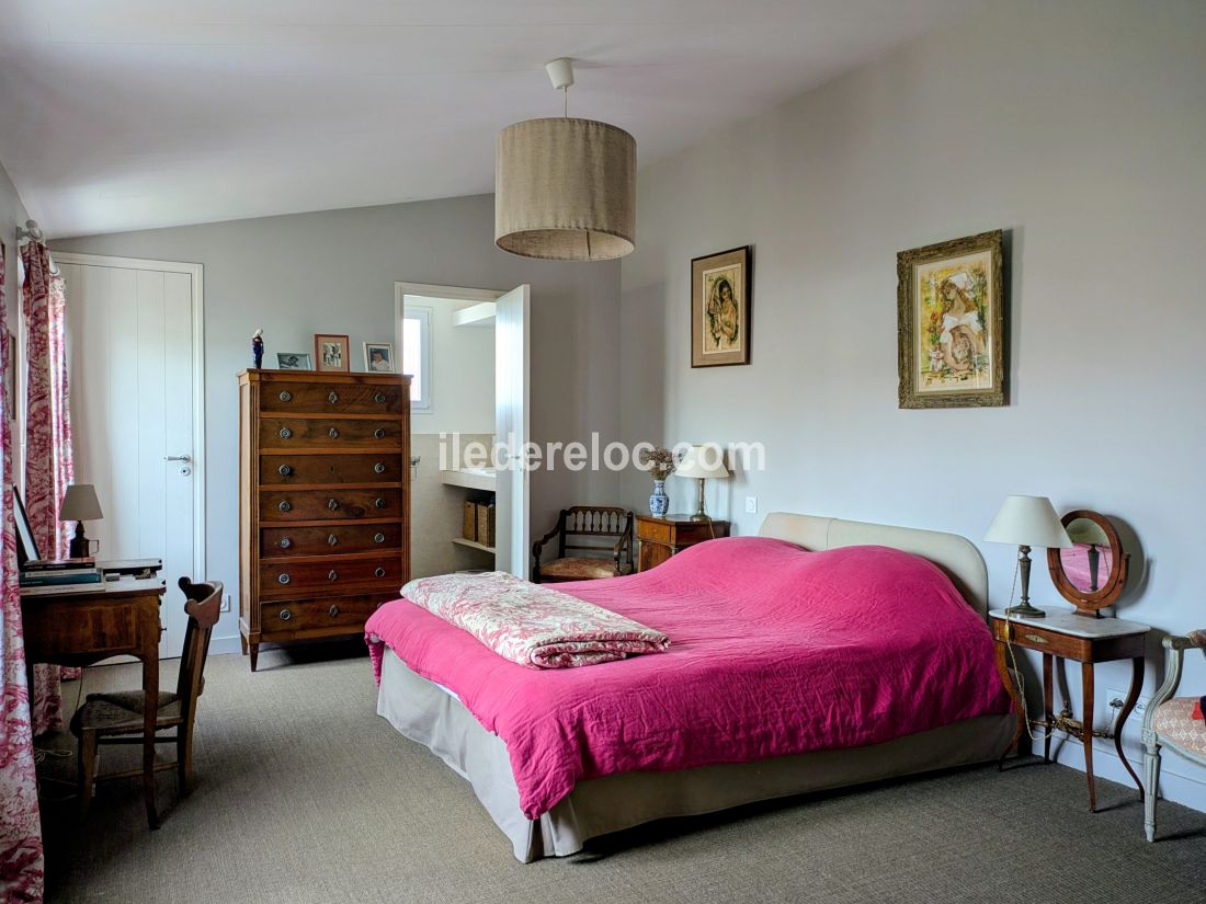 Photo 20: An accomodation located in La Couarde-sur-mer on ile de R&eacute;.