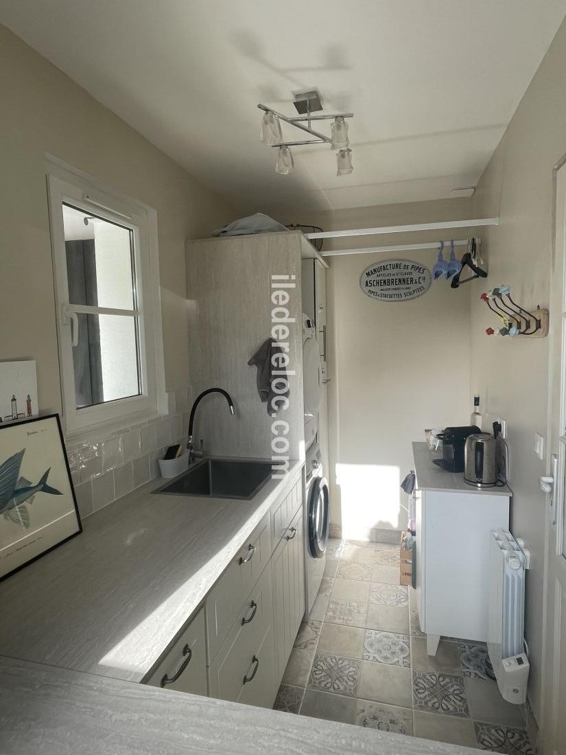 Photo 21: An accomodation located in Sainte-Marie-de-R&eacute; on ile de R&eacute;.