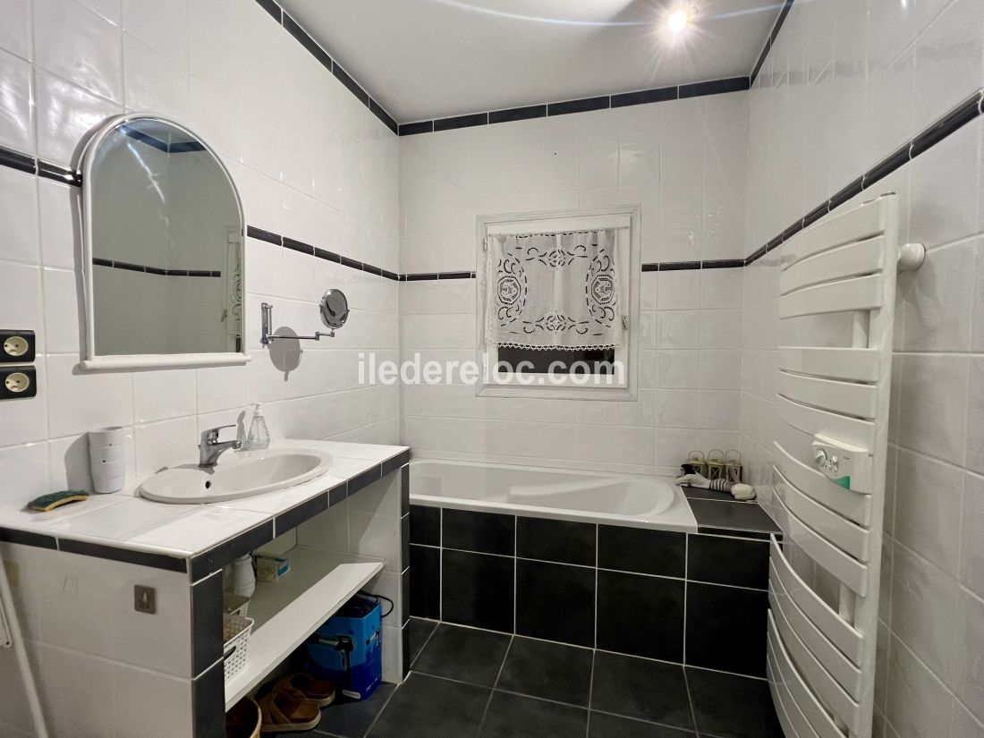 Photo 19: An accomodation located in Rivedoux-Plage on ile de R&eacute;.