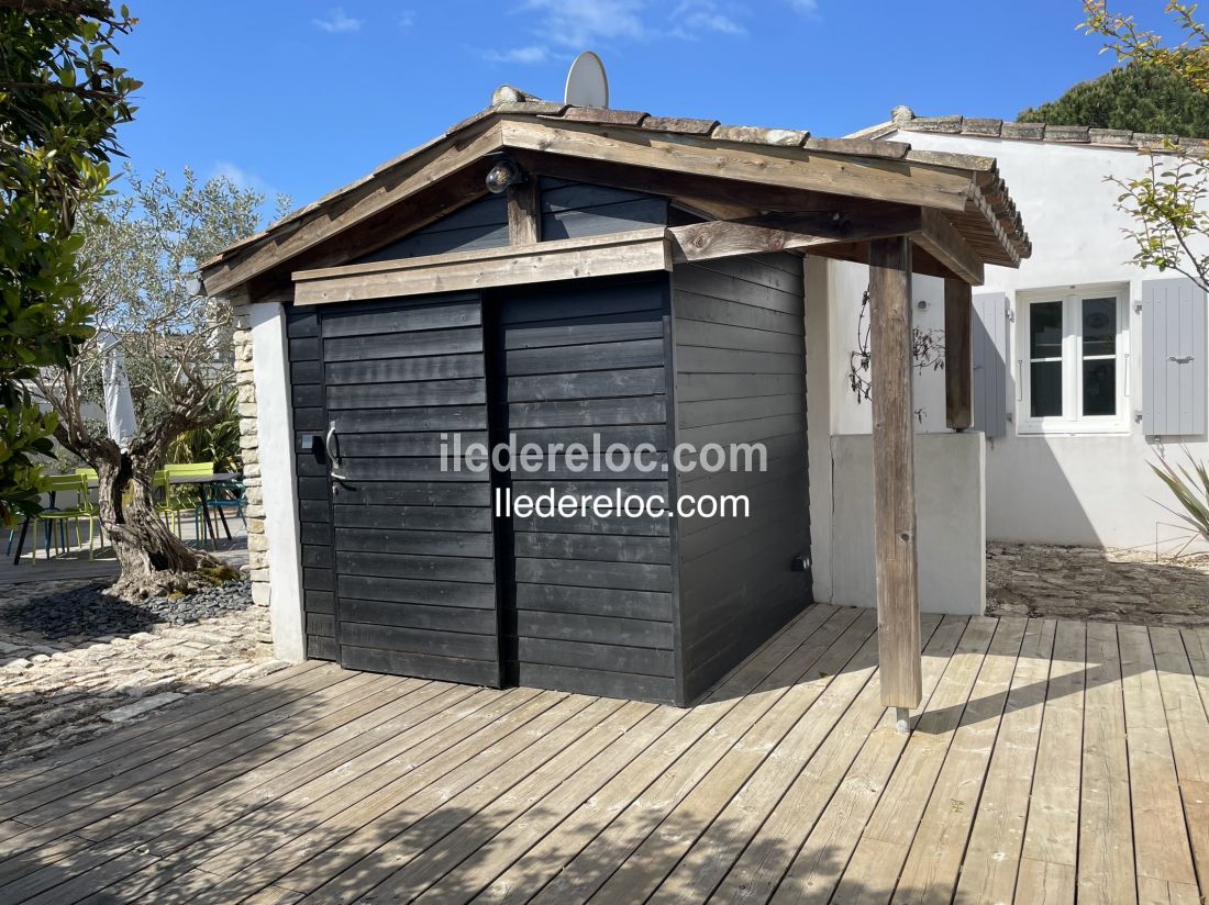 Photo 17: An accomodation located in Le Bois-Plage-en-Ré on ile de Ré.