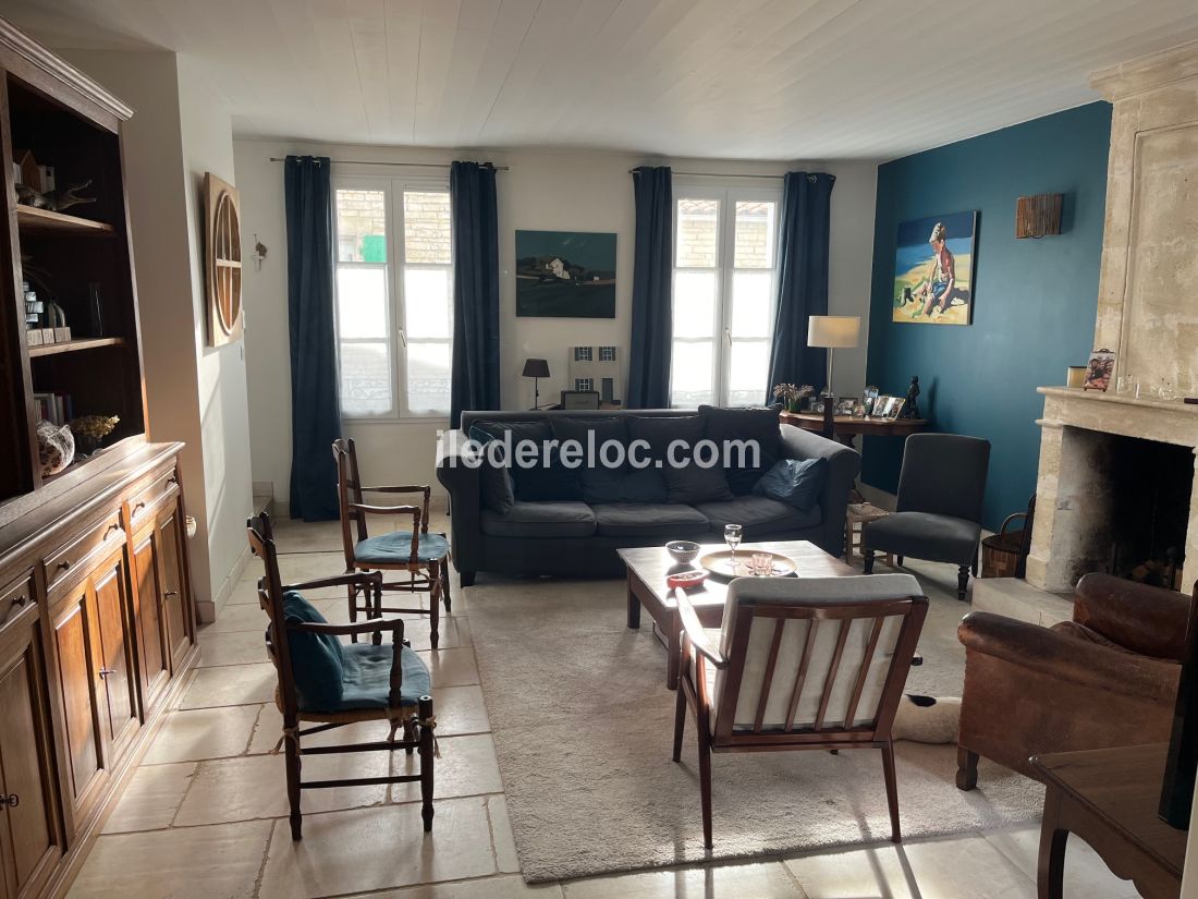 Photo 15: An accomodation located in La Couarde-sur-mer on ile de R&eacute;.