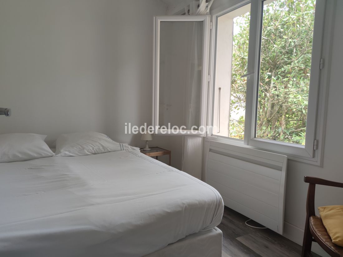 Photo 12: An accomodation located in Le Bois-Plage-en-Ré on ile de Ré.