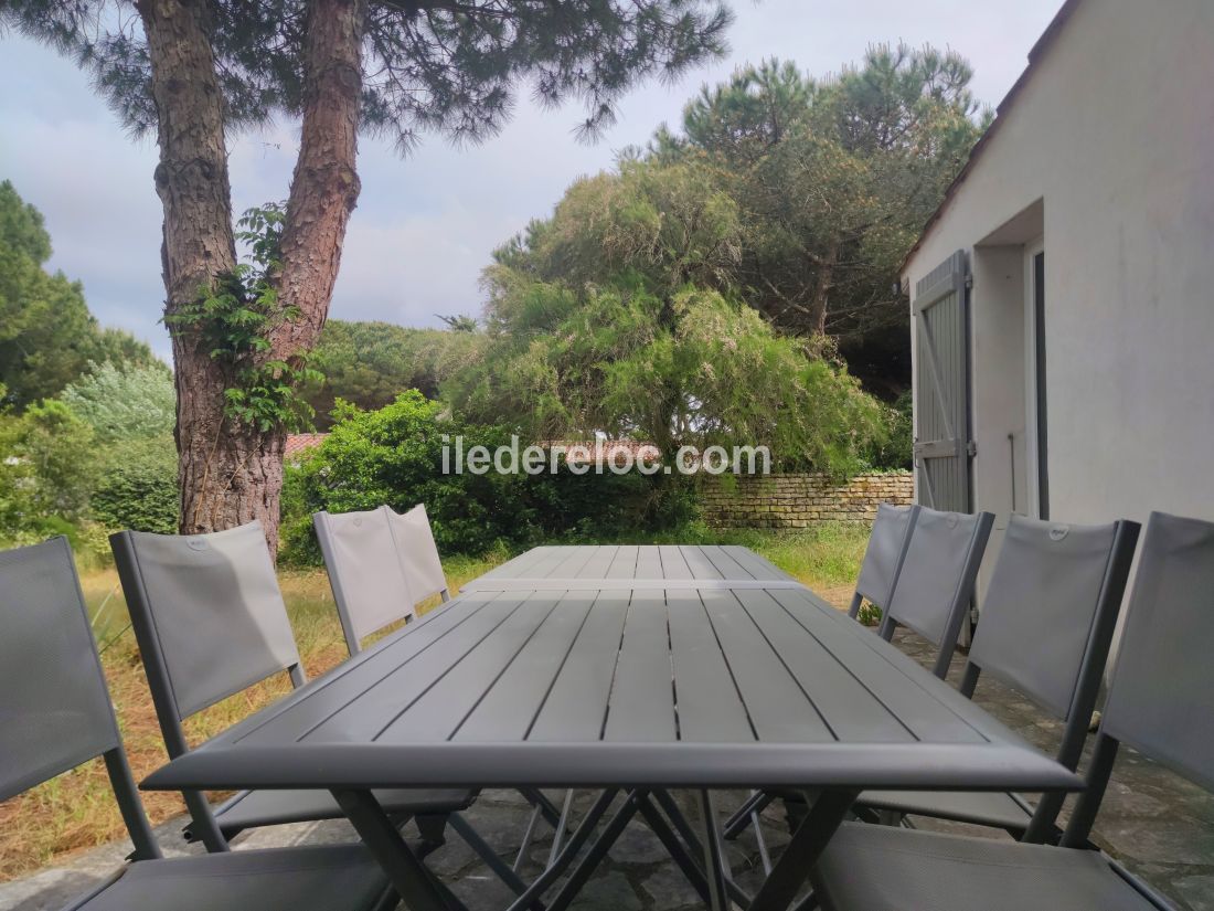 Photo 4: An accomodation located in Le Bois-Plage-en-Ré on ile de Ré.
