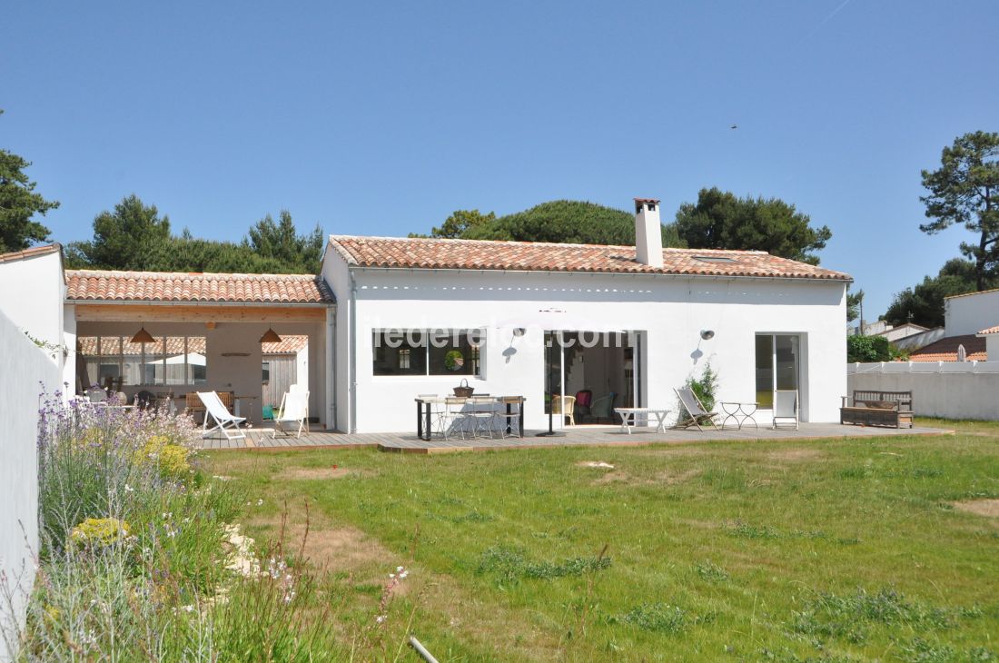 Photo 23: An accomodation located in Les Portes-en-Ré on ile de Ré.