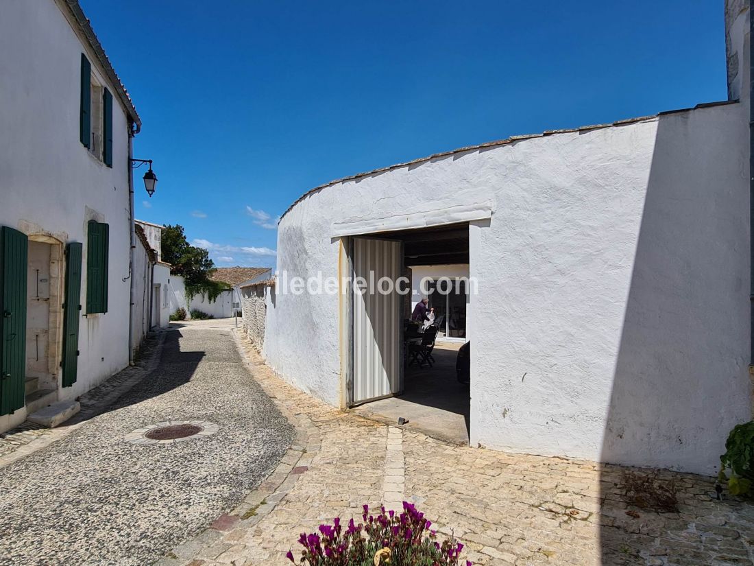 Photo 20: An accomodation located in La Flotte-en-Ré on ile de Ré.