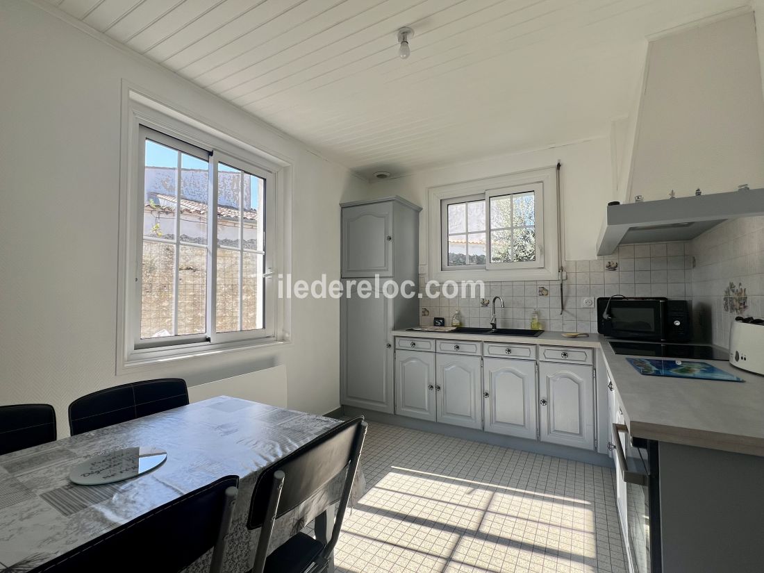 Photo 9: An accomodation located in La Flotte-en-R&eacute; on ile de R&eacute;.