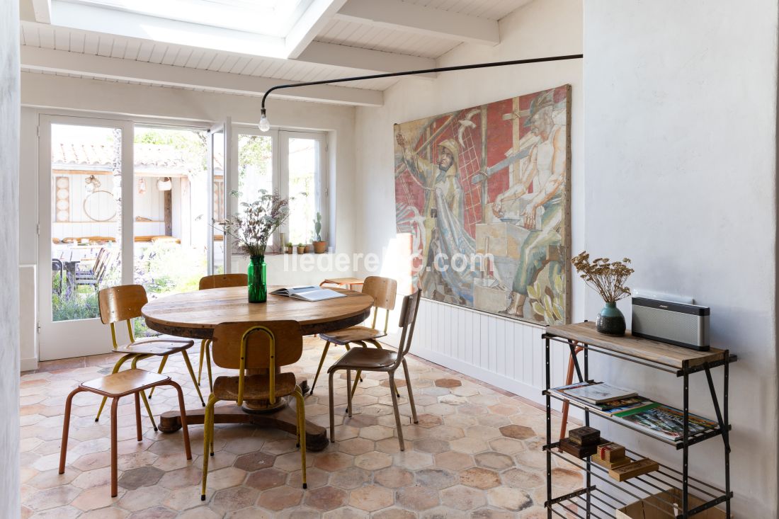 Photo 10: An accomodation located in Ars en R&eacute; on ile de R&eacute;.