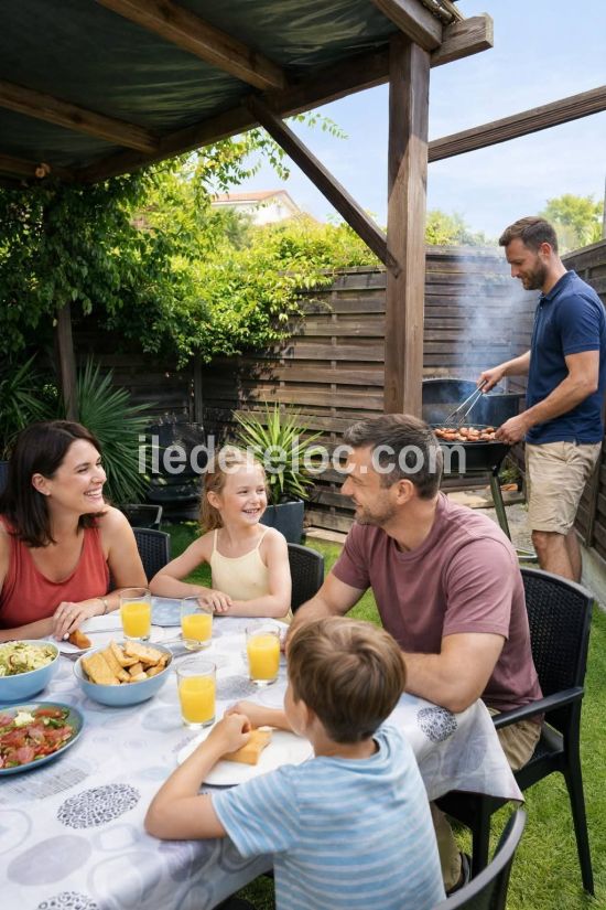 Photo 20: An accomodation located in Ars en R&eacute; on ile de R&eacute;.