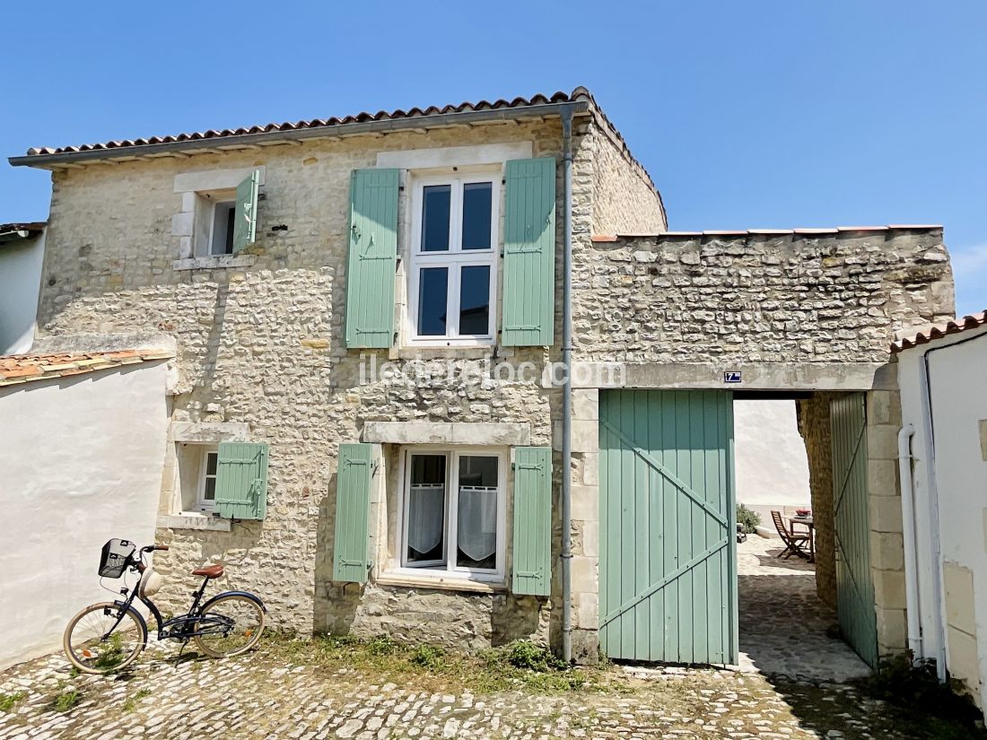 Photo 4: An accomodation located in La Flotte-en-Ré on ile de Ré.