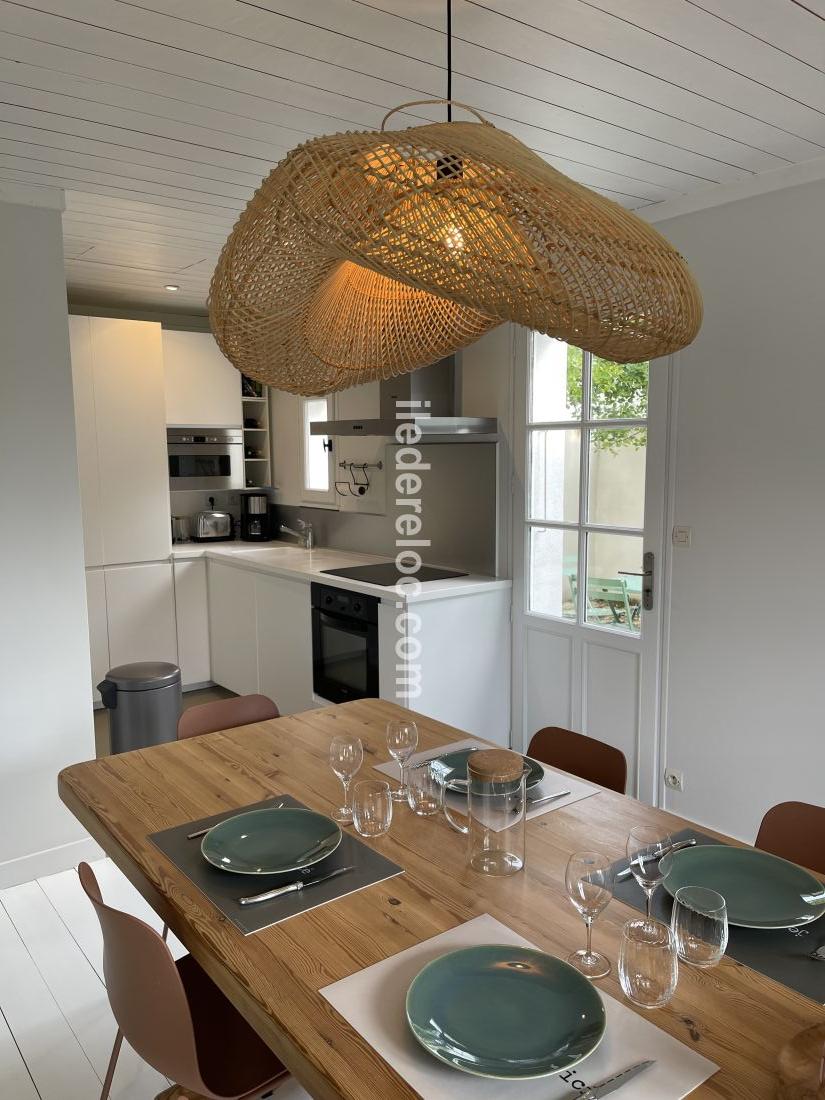Photo 12: An accomodation located in Le Bois-Plage-en-R&eacute; on ile de R&eacute;.