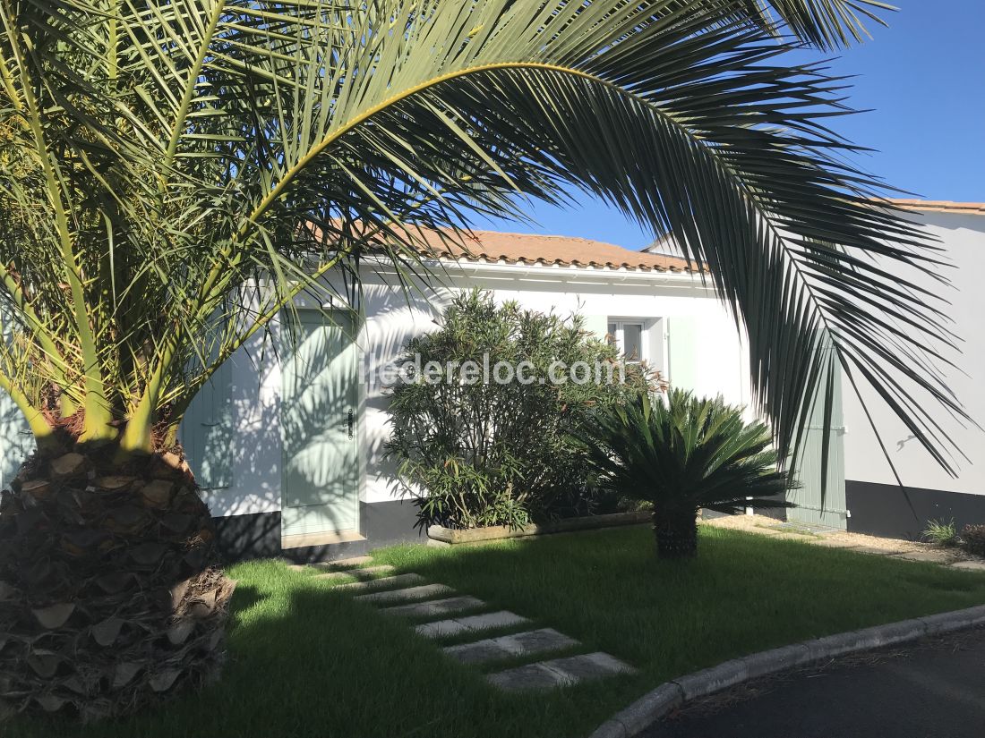 Photo 13: An accomodation located in Le Bois-Plage-en-Ré on ile de Ré.