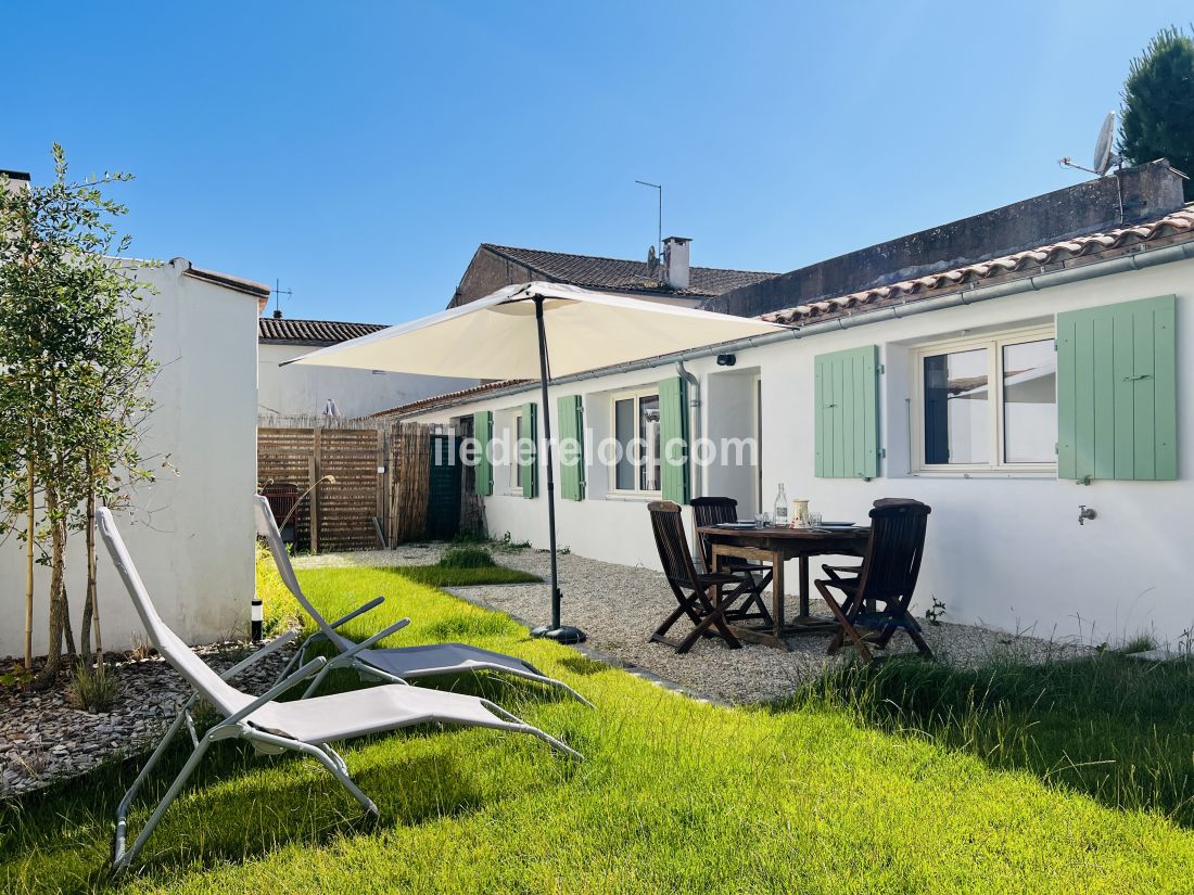 Photo 15: An accomodation located in La Flotte-en-Ré on ile de Ré.