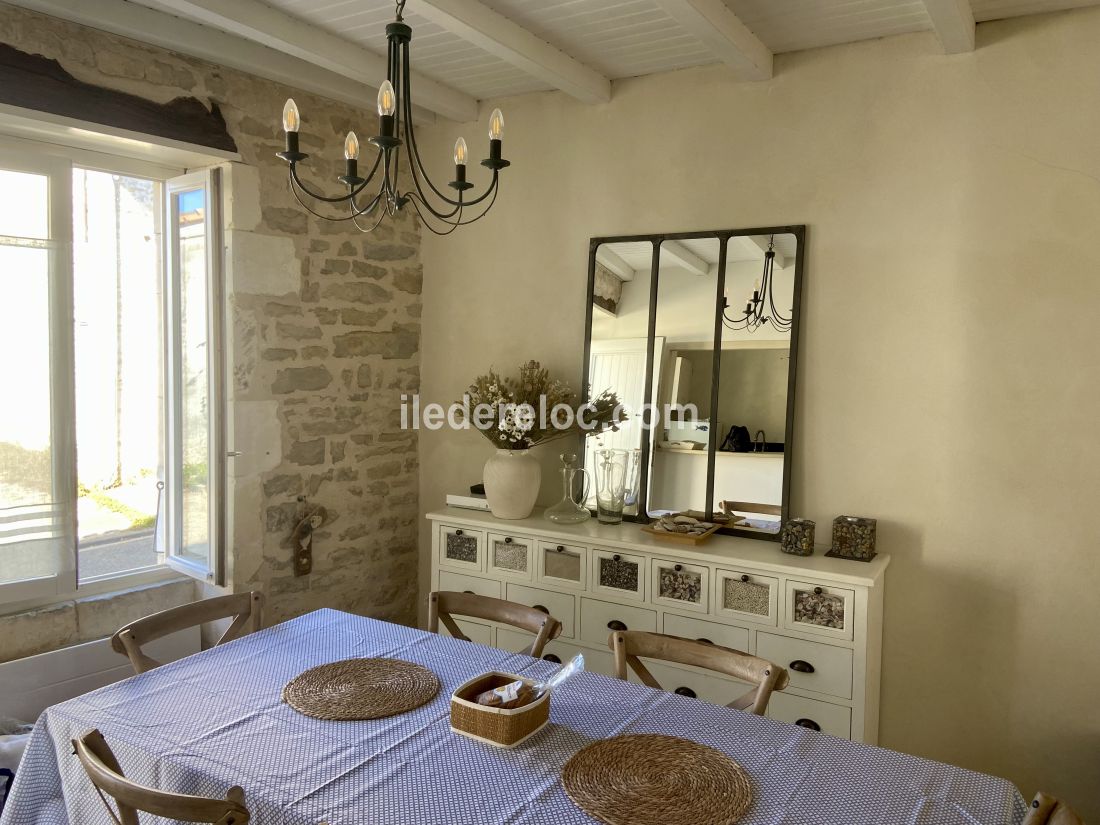 Photo 6: An accomodation located in La Flotte-en-Ré on ile de Ré.