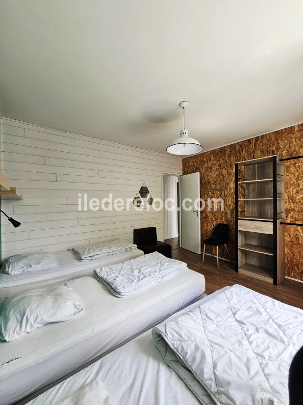 Photo 10: An accomodation located in La Couarde-sur-mer on ile de R&eacute;.