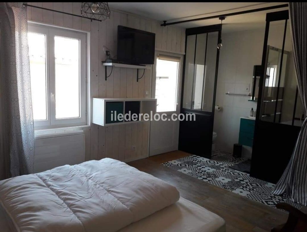Photo 14: An accomodation located in La Couarde-sur-mer on ile de R&eacute;.