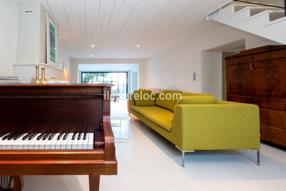 Photo 5: An accomodation located in La Flotte-en-R&eacute; on ile de R&eacute;.