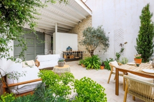 Ile de R&eacute;:Antoine charming house in the village center