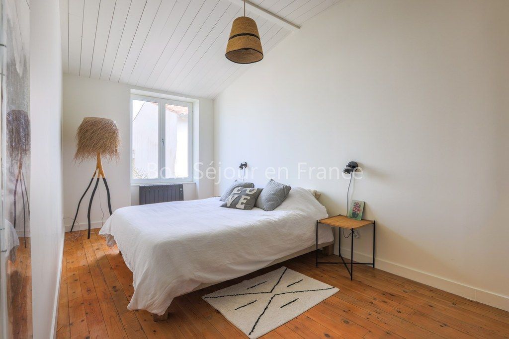 Photo 20: An accomodation located in Le Bois-Plage-en-R&eacute; on ile de R&eacute;.