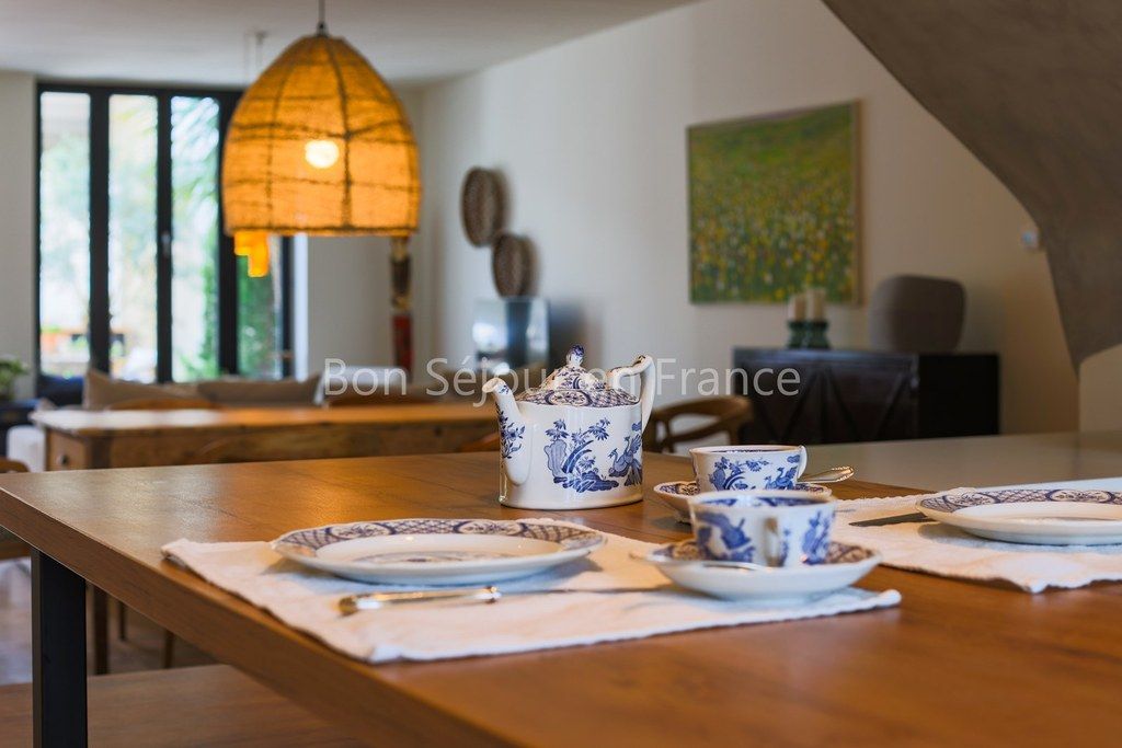 Photo 5: An accomodation located in Le Bois-Plage-en-R&eacute; on ile de R&eacute;.