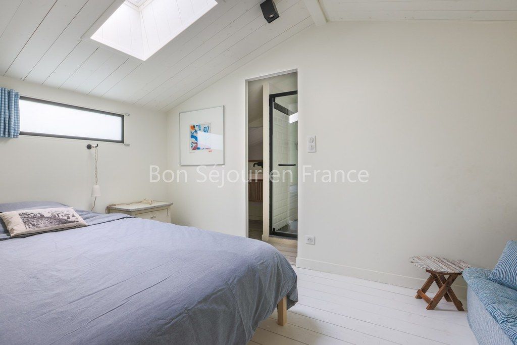 Photo 28: An accomodation located in Le Bois-Plage-en-R&eacute; on ile de R&eacute;.