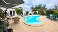ile de ré Magnificent villa with its pool and billiards