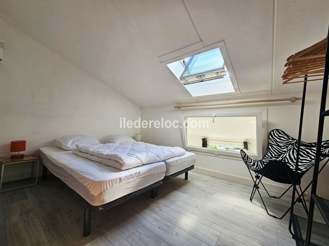 Photo 7: An accomodation located in La Couarde-sur-mer on ile de Ré.