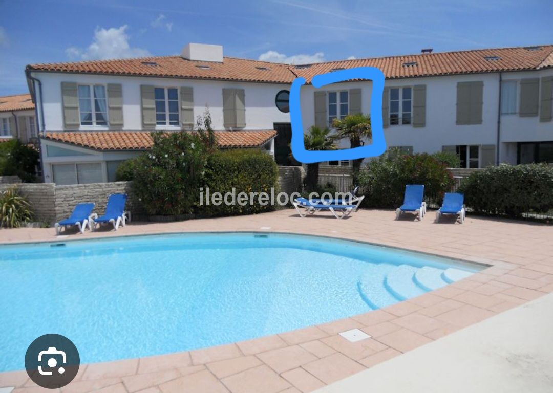 Photo 10: An accomodation located in La Couarde-sur-mer on ile de Ré.