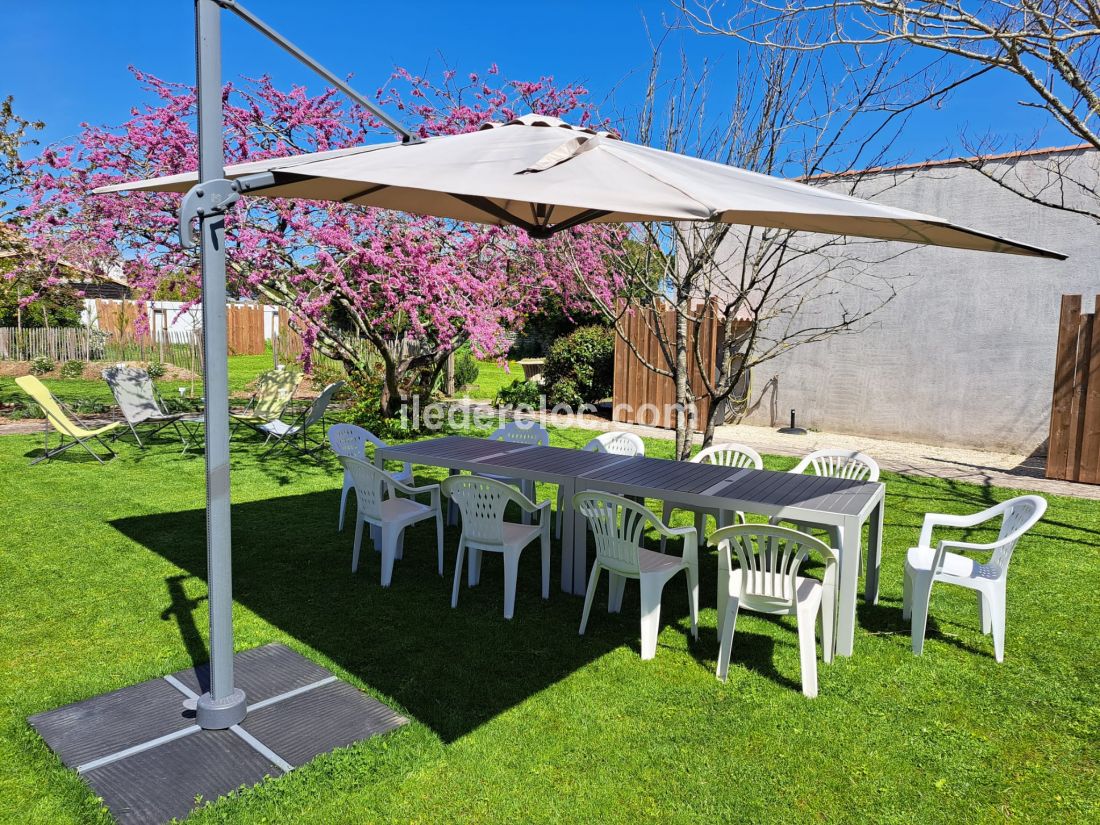 Photo 9: An accomodation located in La Flotte-en-Ré on ile de Ré.