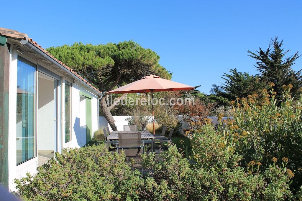 Photo 15: An accomodation located in Le Bois-Plage-en-Ré on ile de Ré.