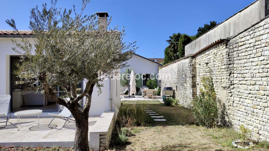 Photo 30: An accomodation located in La Flotte-en-Ré on ile de Ré.