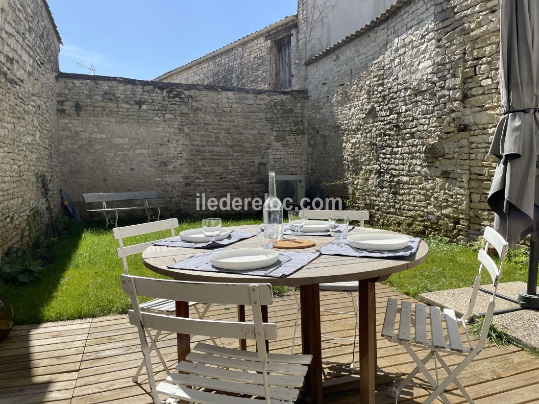 Photo 7: An accomodation located in Le Bois-Plage-en-Ré on ile de Ré.