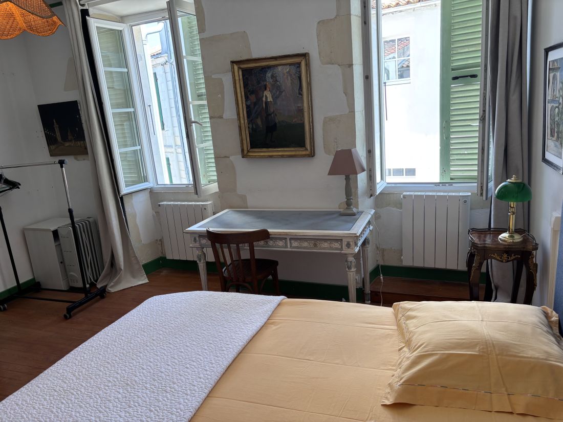 Photo 26: An accomodation located in La Flotte-en-R&eacute; on ile de R&eacute;.