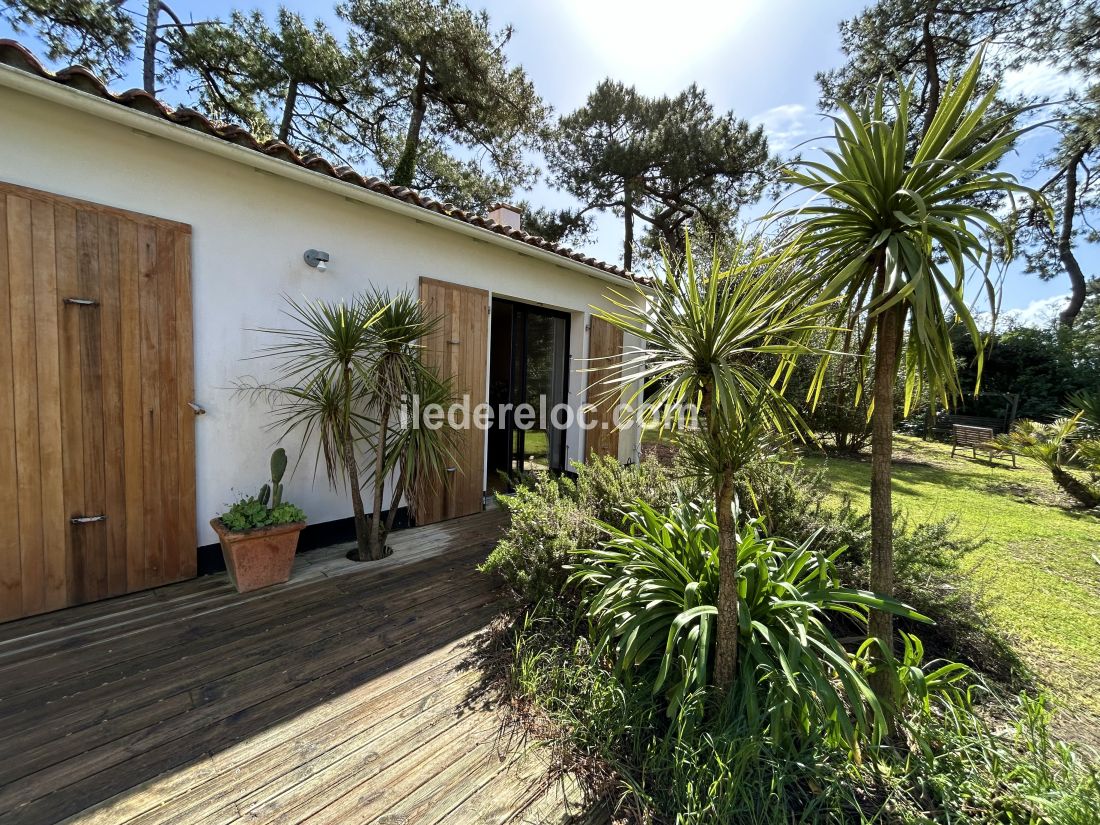 Photo 30: An accomodation located in Sainte-Marie-de-Ré on ile de Ré.