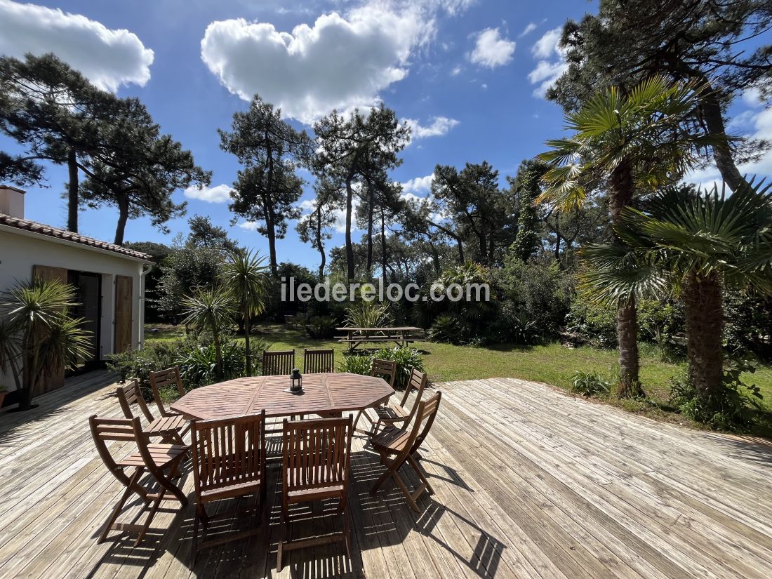 Photo 24: An accomodation located in Sainte-Marie-de-Ré on ile de Ré.