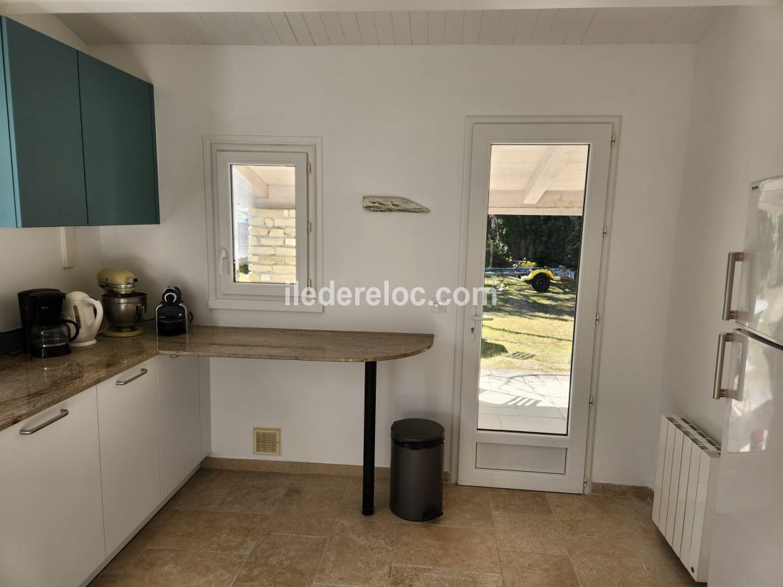 Photo 7: An accomodation located in Les Portes-en-R&eacute; on ile de R&eacute;.